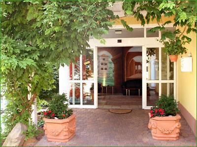 Hotel Haus Am Park Bad Hersfeld Exterior foto